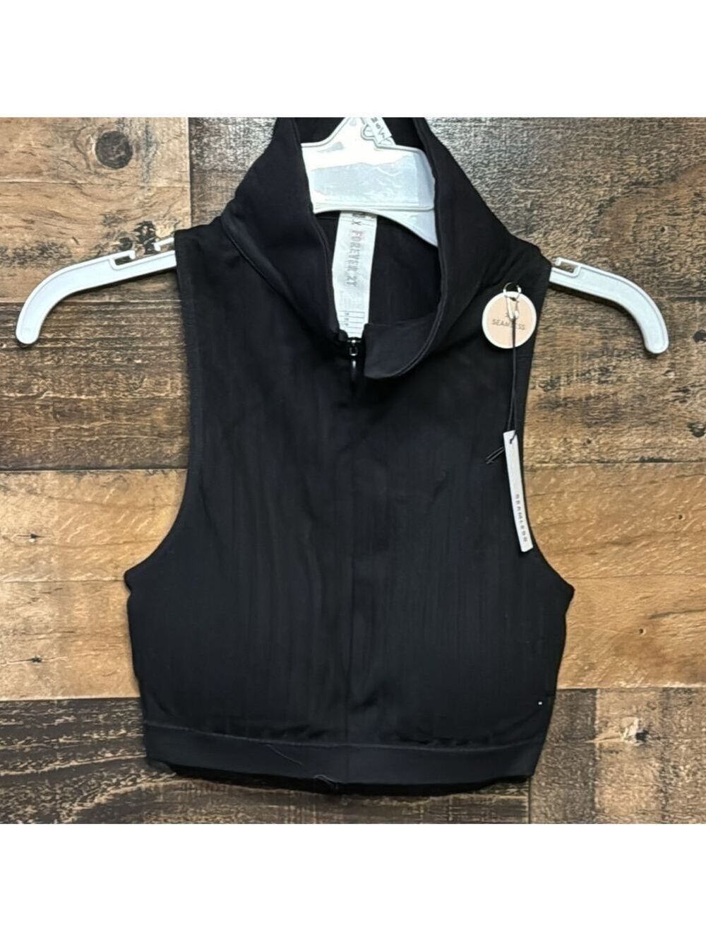 Forever 21 Black Zip Up Crop Top Seamless Padded NWT